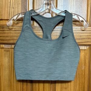 Nike Women’s Sports Bra. Size XXL.
